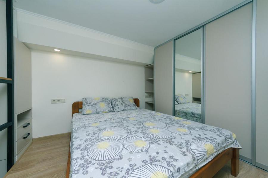 Inn Smarthause Apartments Kyiv Exterior photo